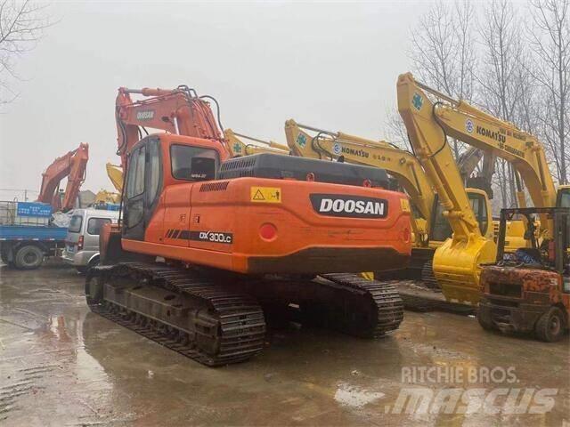 Doosan DX 300 Rupsgraafmachines