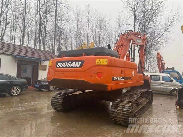 Doosan DX 300 Rupsgraafmachines
