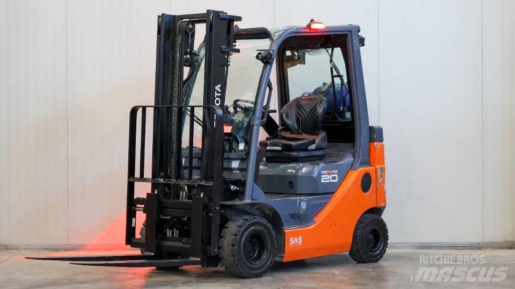 Toyota 02-8 FGKF 20 LPG heftrucks
