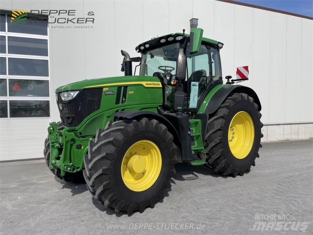 John Deere 6R 250 Tractoren