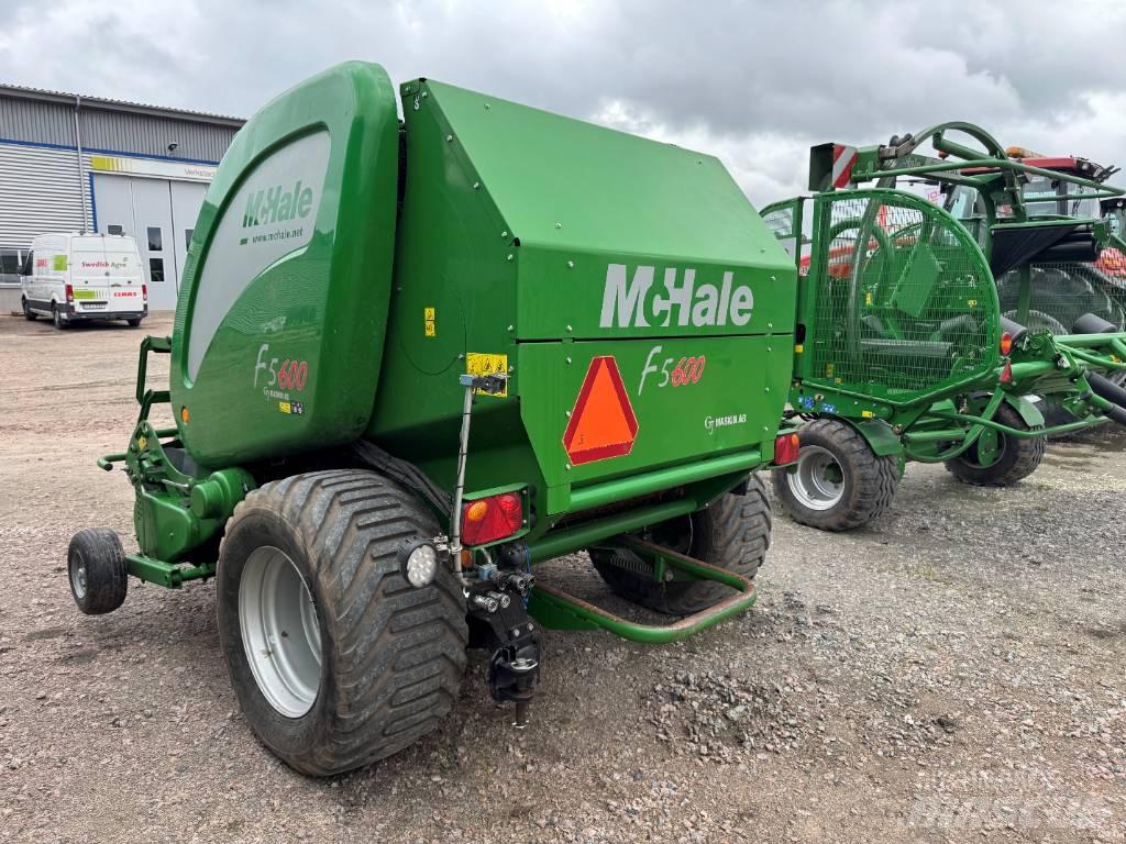 McHale F5600 Ronde-balenpersen