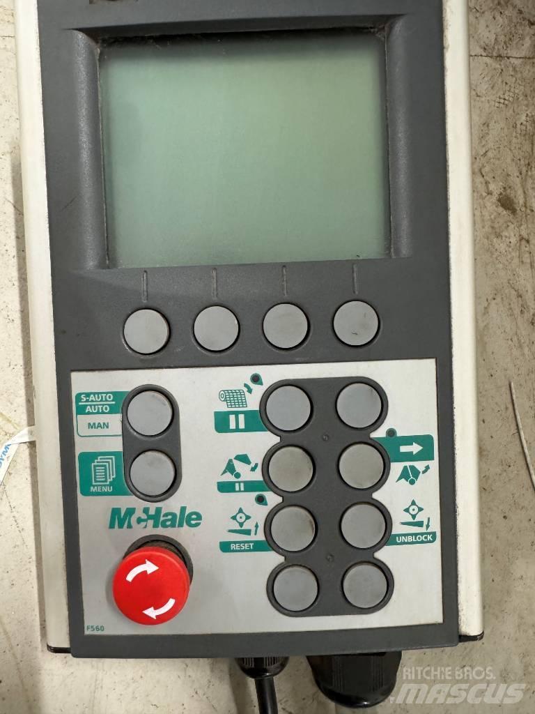 McHale F5600 Ronde-balenpersen
