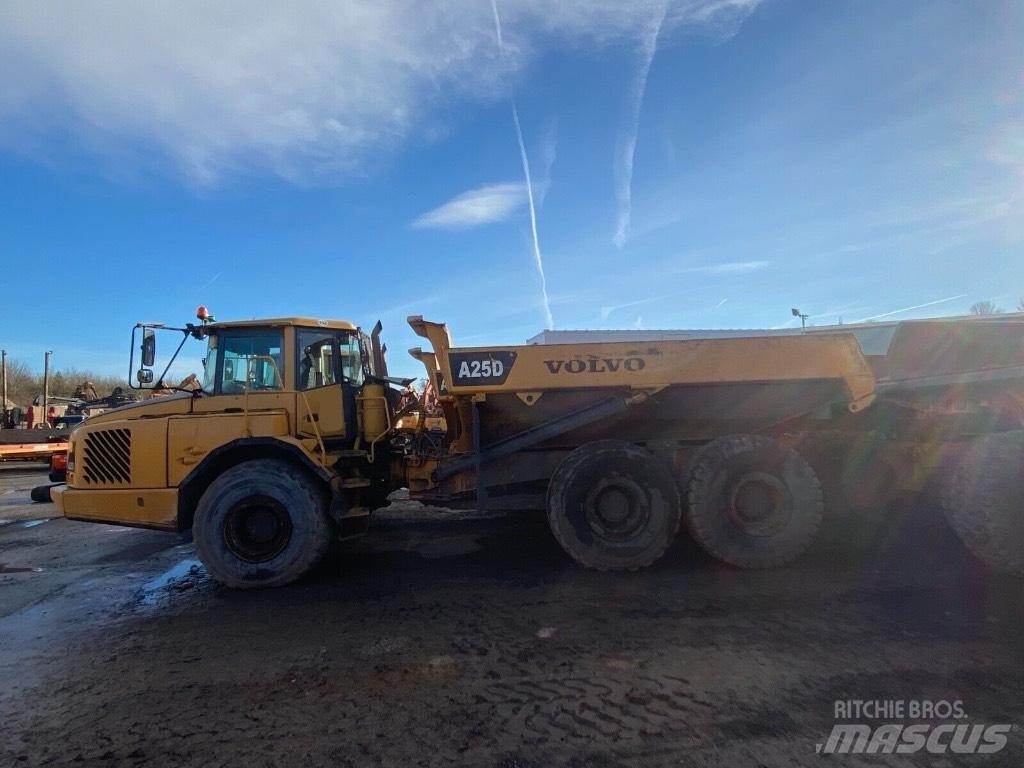 Volvo A 25 D Knik dumptrucks