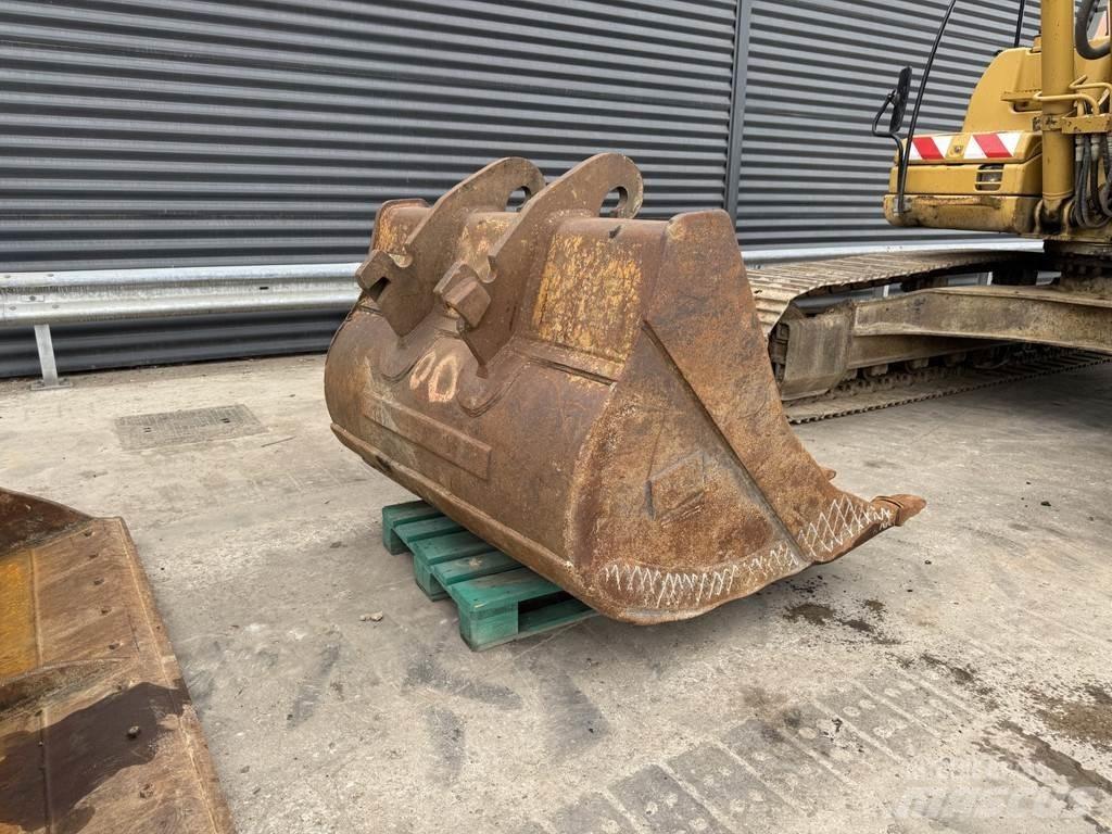 CAT 320 DL Rupsgraafmachines