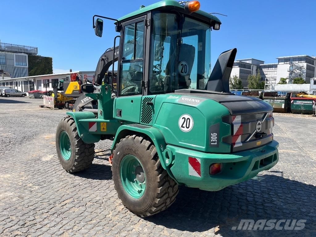 Volvo L 30 G TULOSSA!!!! Wielladers
