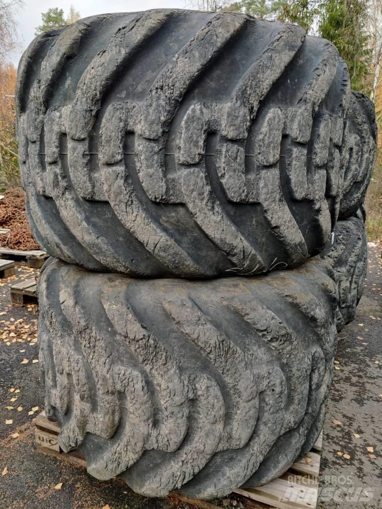 Nokian 800/40-26,5 Banden, wielen en velgen