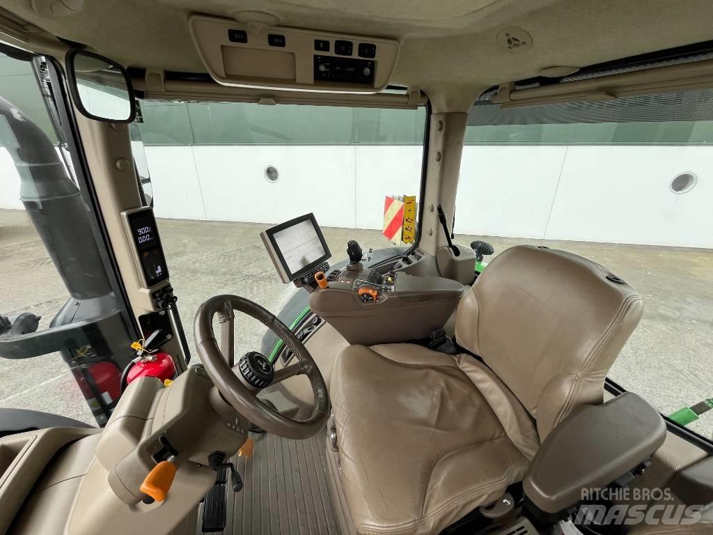 John Deere 7310 R Tractoren