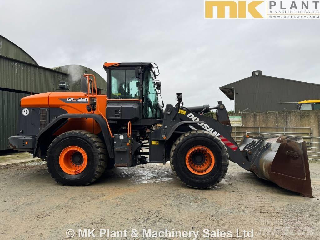 Doosan DL 320-7 Wielladers