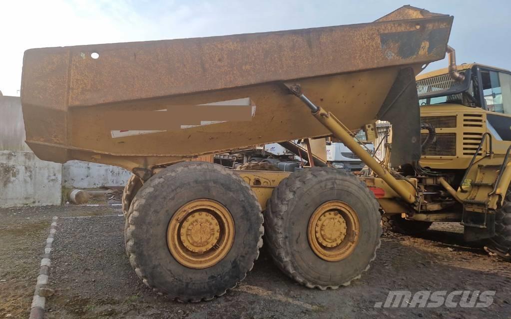 CAT 730 Knik dumptrucks