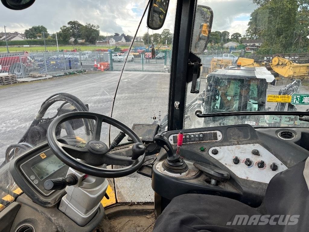 JCB 434s Verreikers voor landbouw