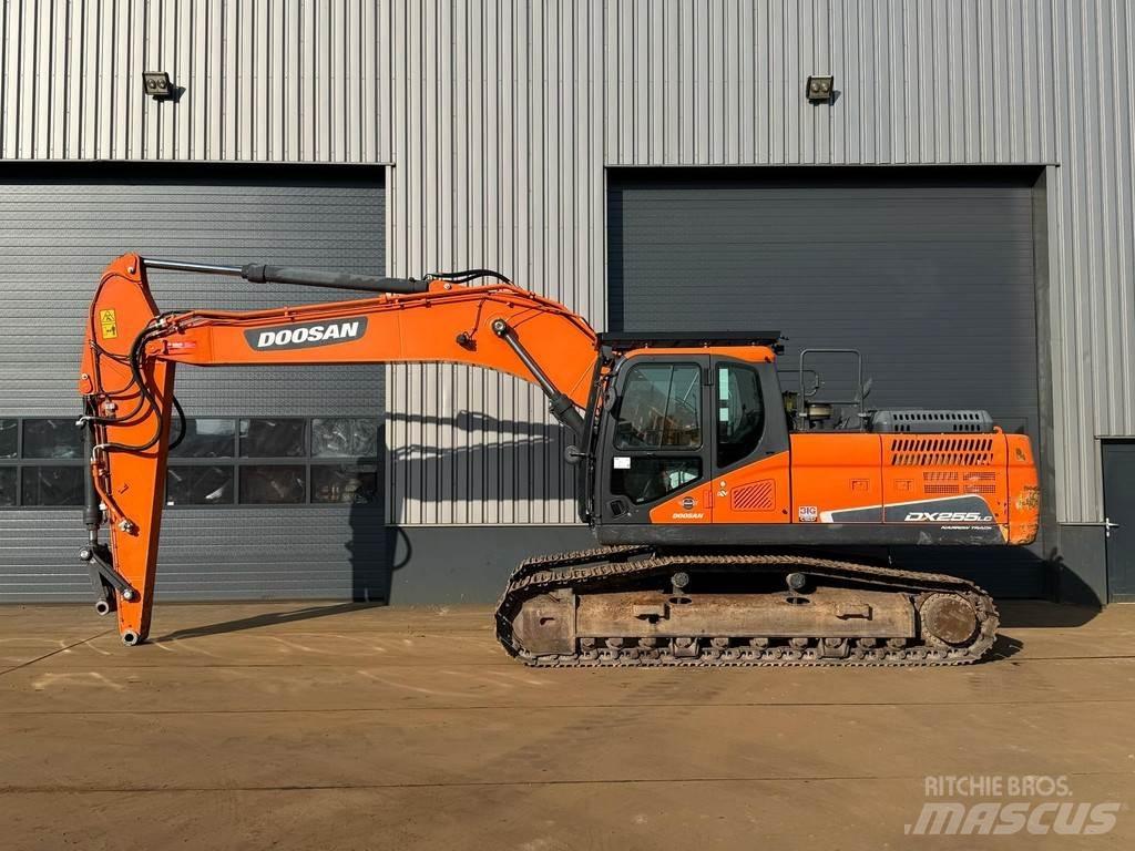 Doosan DX255NLC-5 Rupsgraafmachines