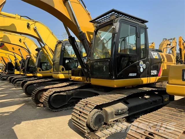 CAT 325 D L Rupsgraafmachines