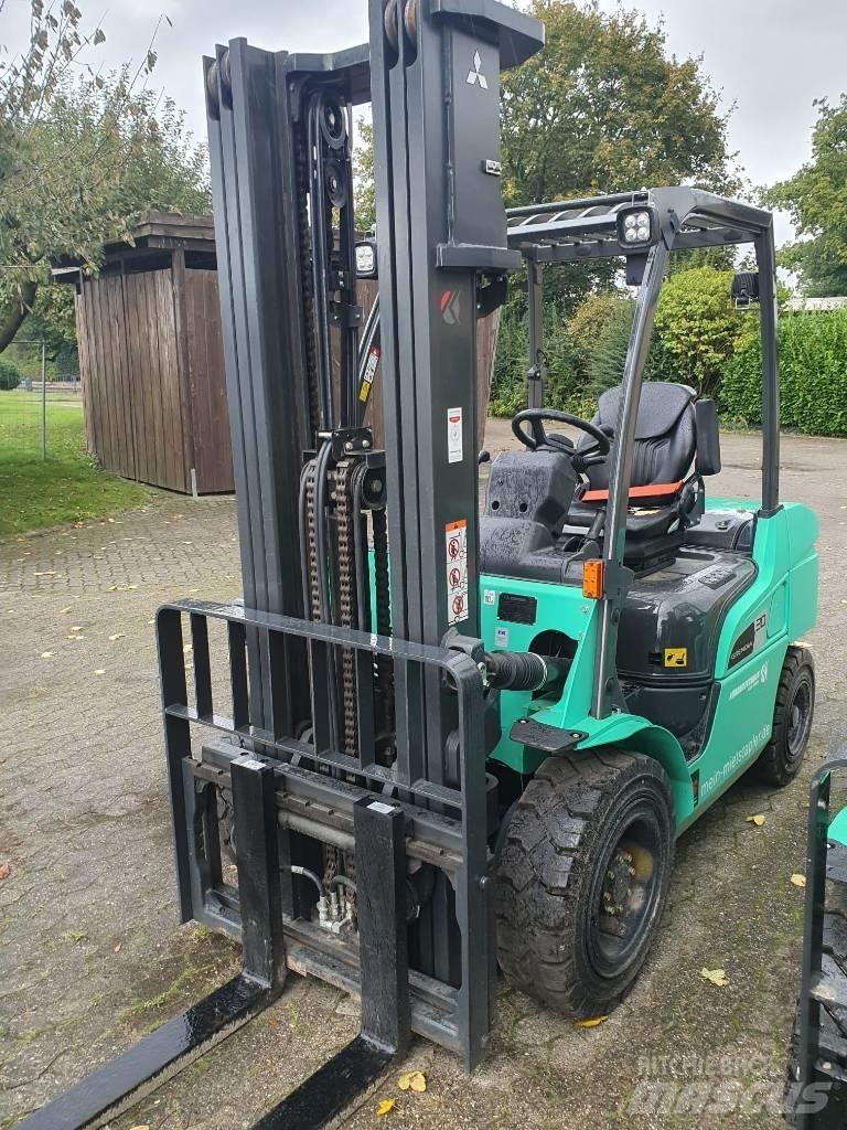 Mitsubishi FD 30 N Diesel heftrucks