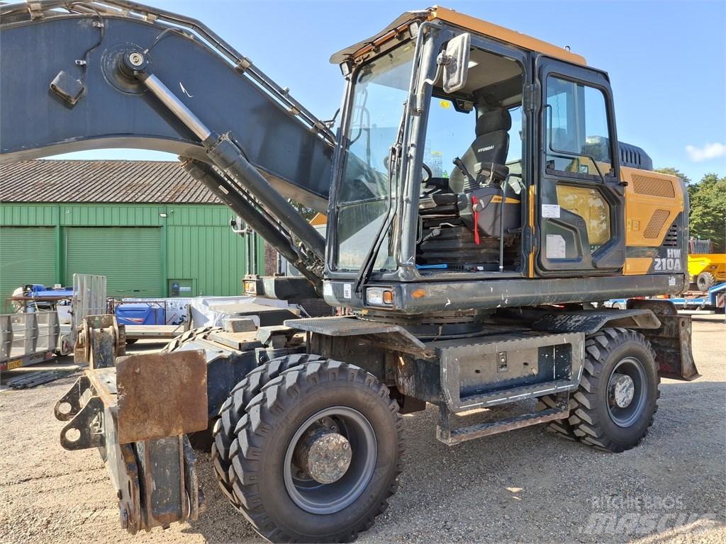 Hyundai HW 210 A Wielgraafmachines