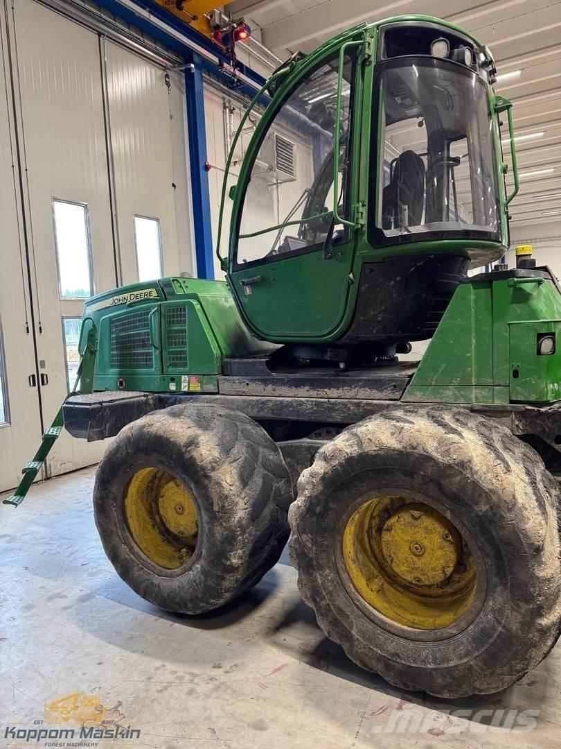 John Deere 1210E Uitrijwagens
