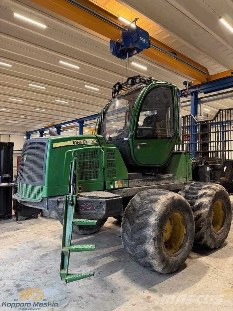 John Deere 1210E Uitrijwagens