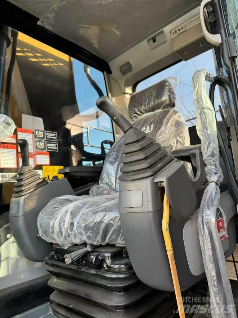 CAT 325D Rupsgraafmachines