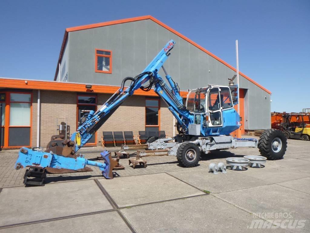 Menzi Muck A71 T2M Speciale Graafmachines