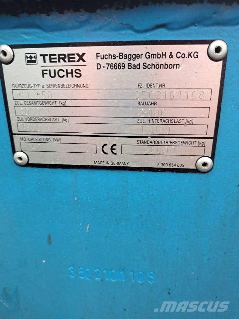 Fuchs MHL 350 Waste / industry handlers