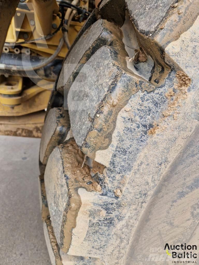 CAT 735C Knik dumptrucks