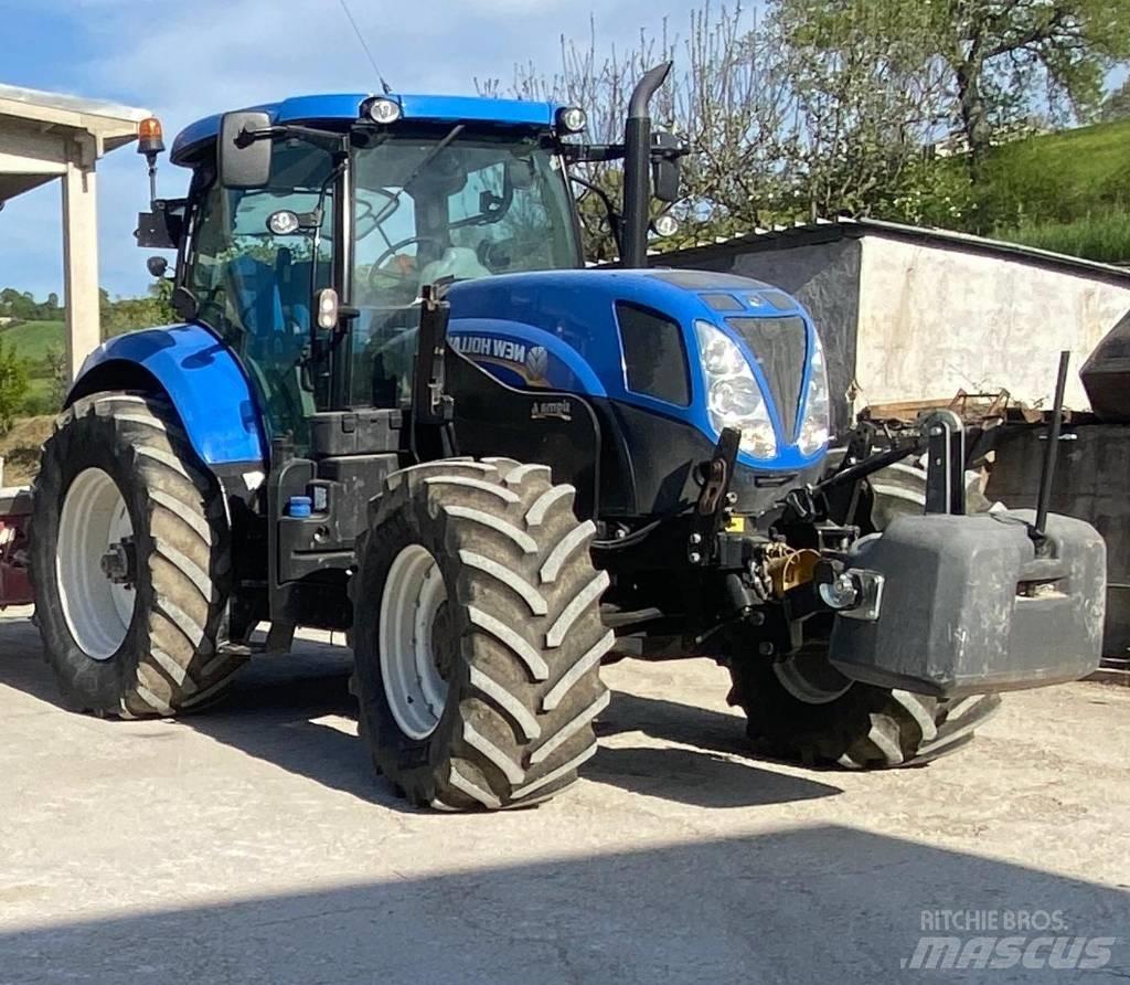 New Holland T7.210 Tractoren