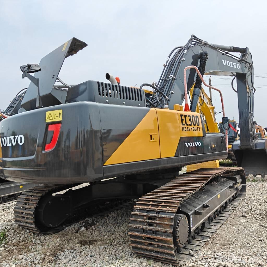 Volvo 300D Rupsgraafmachines