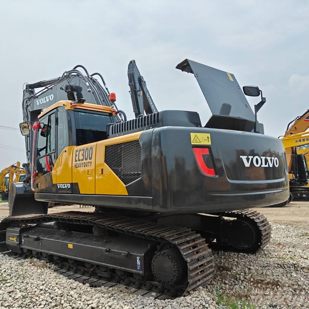 Volvo 300D Rupsgraafmachines