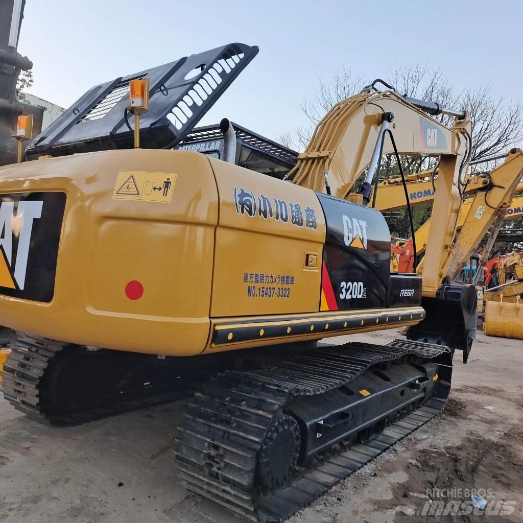 CAT 320 D2L Rupsgraafmachines