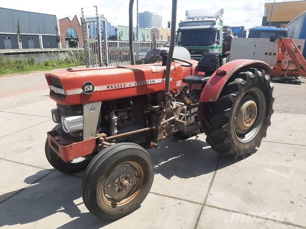 Massey Ferguson 158 Tractoren