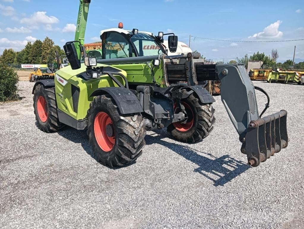 CLAAS Scorpion 1033 Verreikers voor landbouw