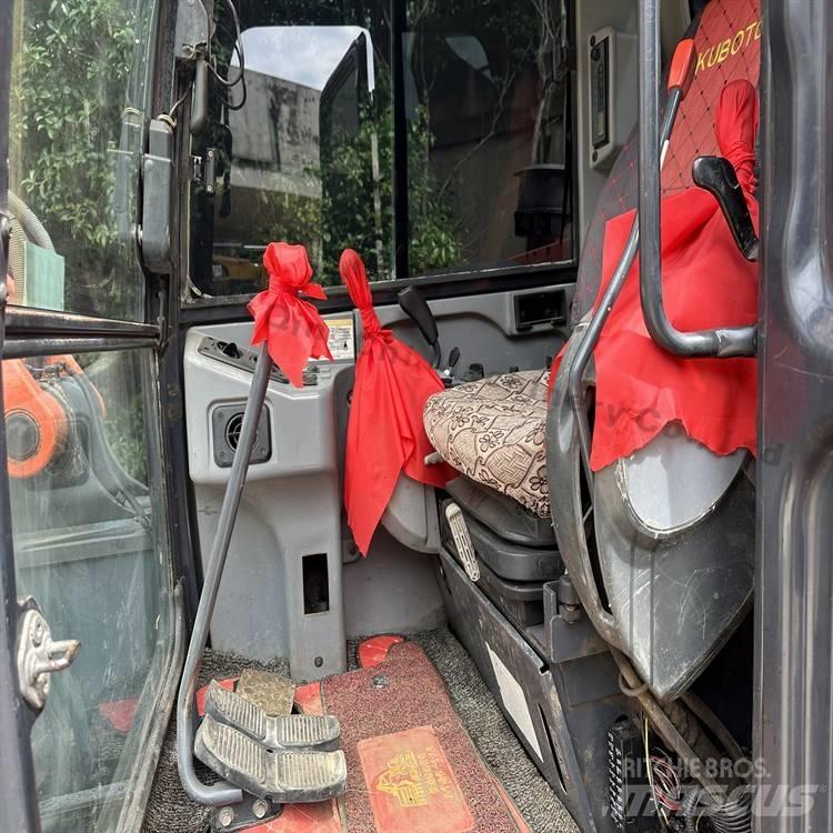 Kubota 183-3 Rupsgraafmachines