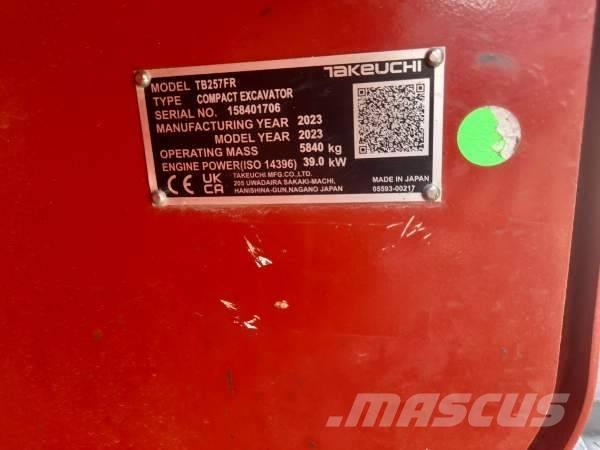 Takeuchi TB 257 FR Minigraafmachines < 7t