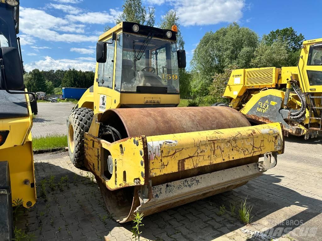 Bomag BW 211 D-4 Trilrolwalsen