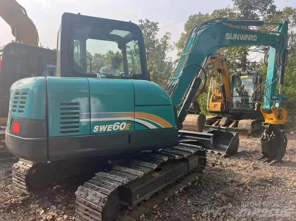 Sunward SWE 60 Rupsgraafmachines