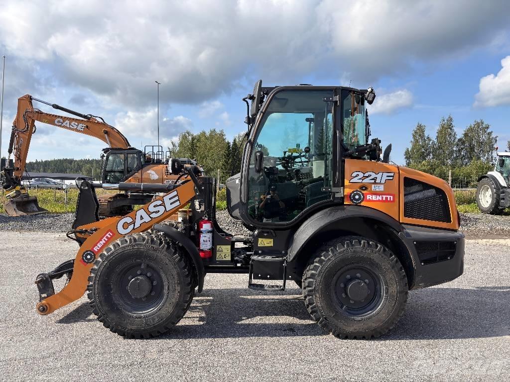 CASE 221 F Wielladers