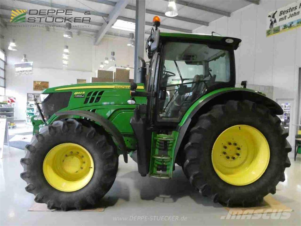 John Deere 6140R Tractoren