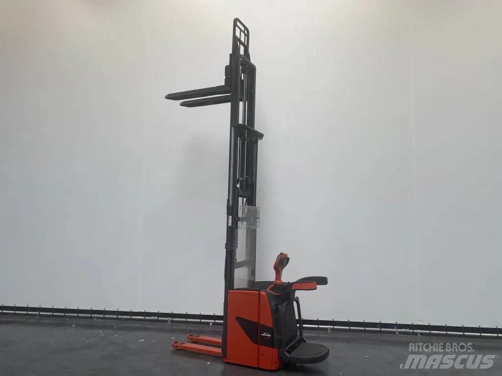 Linde L 14 AP Meeloop stapelaar