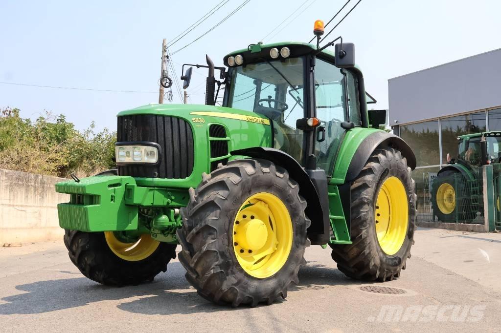 John Deere 6830 Tractoren