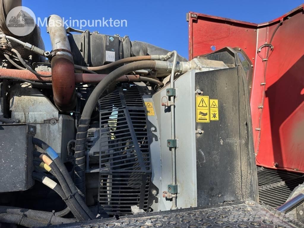 Komatsu 895 Uitrijwagens