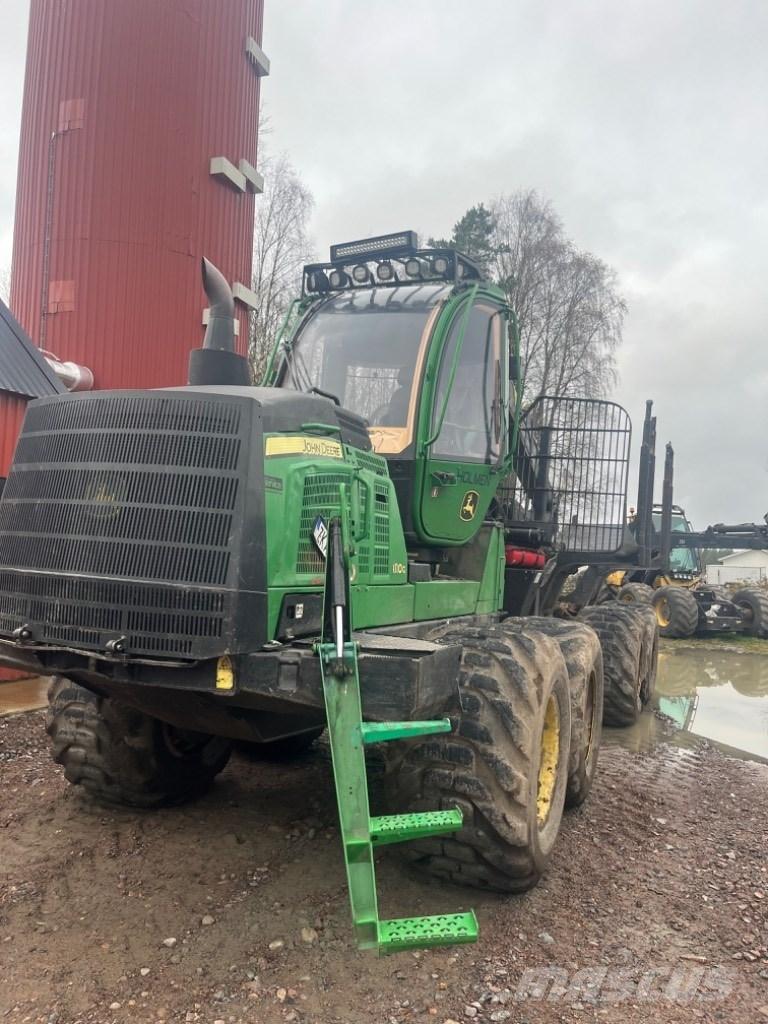 John Deere 1110G Uitrijwagens