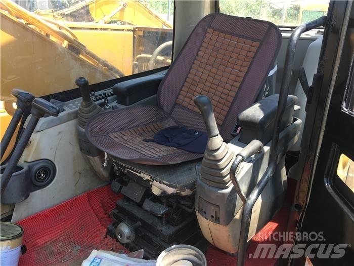 CAT 320 C Rupsgraafmachines