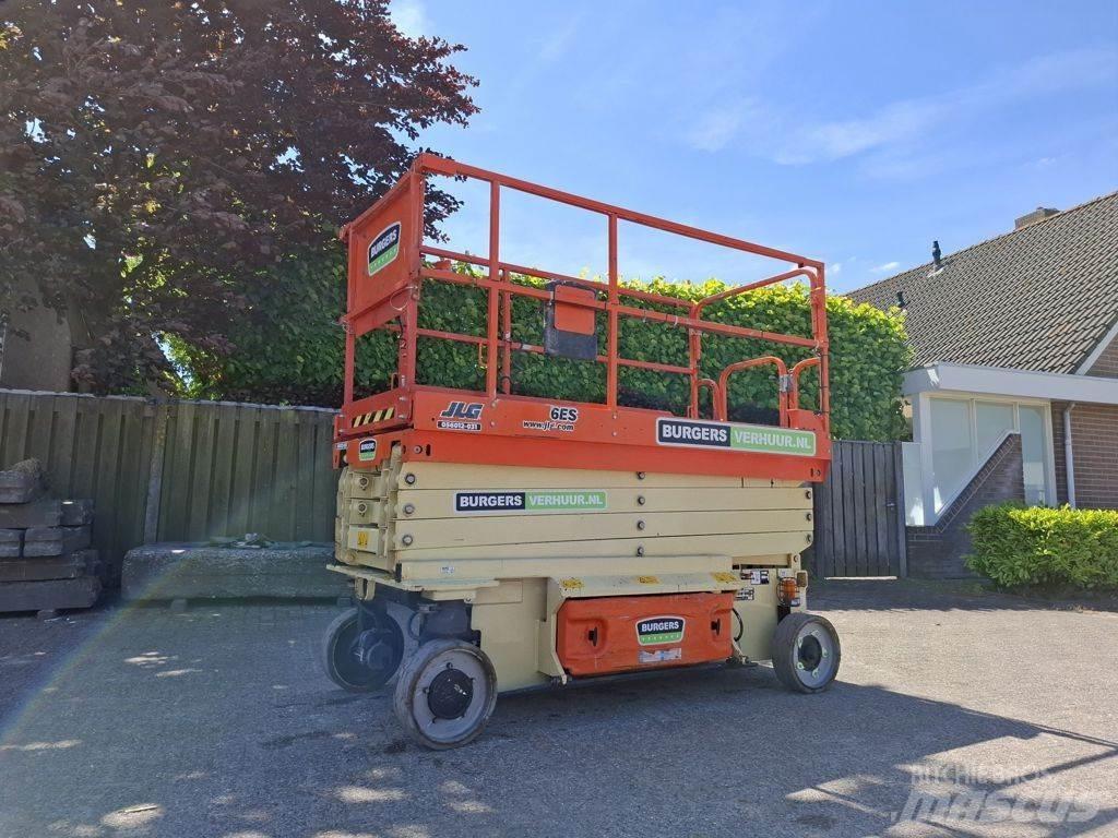 JLG 3246ES Schaarhoogwerkers