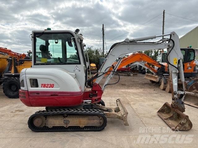 Takeuchi TB 230 Minigraafmachines < 7t