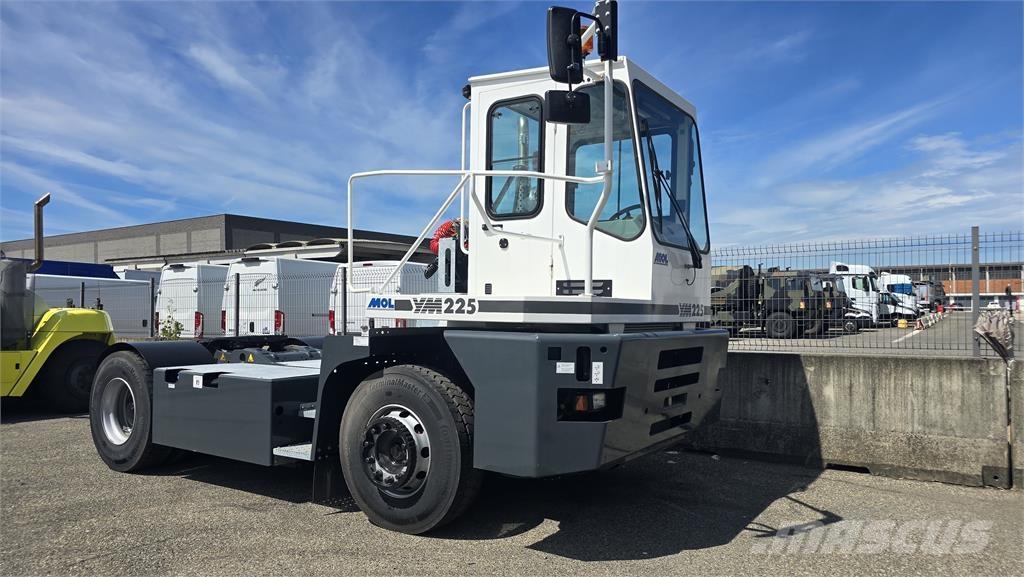 MOL YM225 Terminaltrekkers