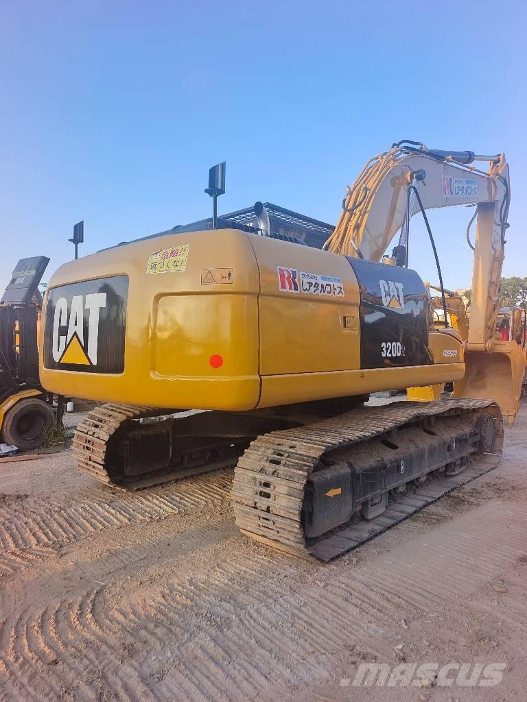 CAT 320 D Rupsgraafmachines