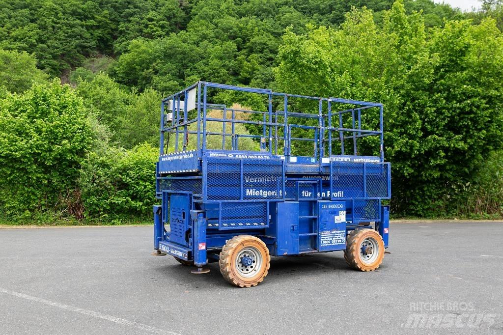 SkyJack 8841 RT Schaarhoogwerkers