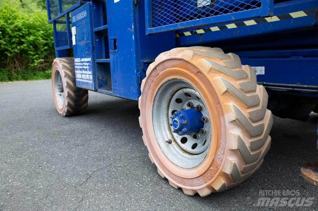SkyJack 8841 RT Schaarhoogwerkers