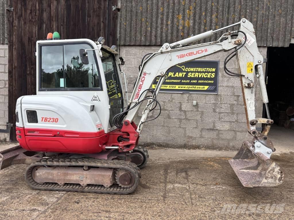 Takeuchi TB 230 Minigraafmachines < 7t