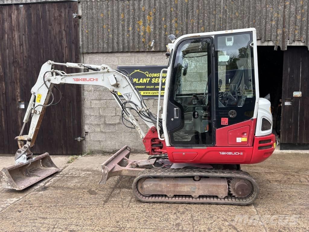 Takeuchi TB 230 Minigraafmachines < 7t