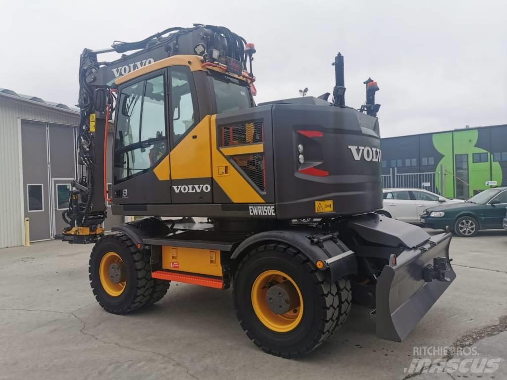 Volvo EWR150E Wielgraafmachines